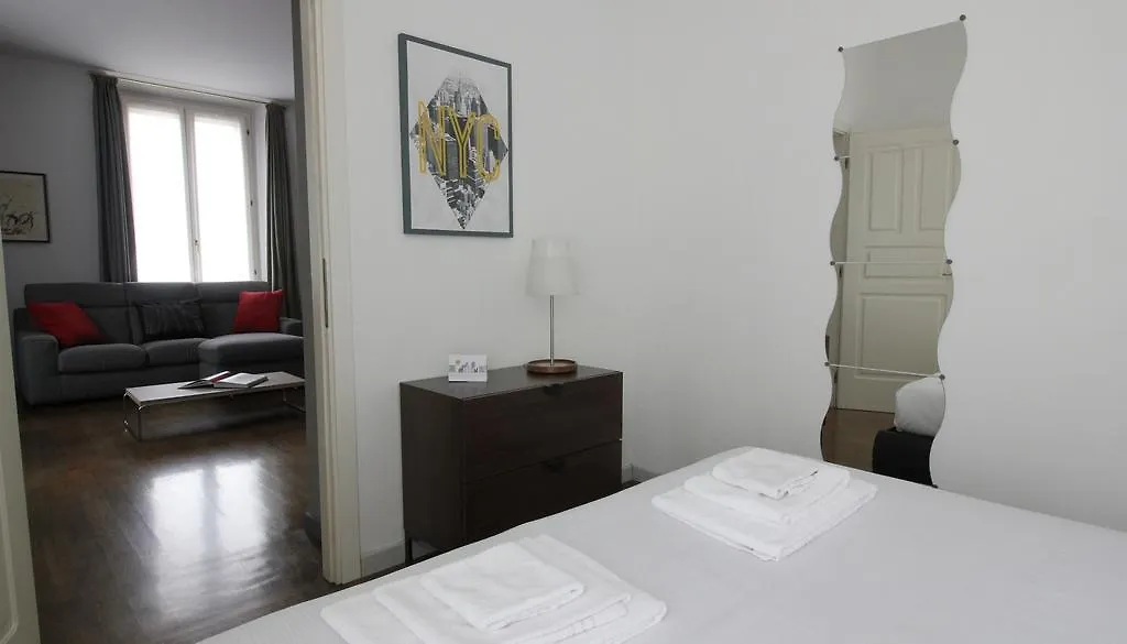 Italianway-Vittoria Colonna Apartment Milan 0*,